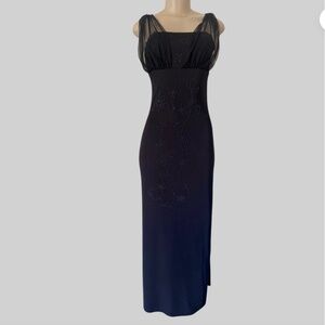 Betsy & Adam  Black Gown/Beaded Flower Embroidered Detail/Size 6 Petite